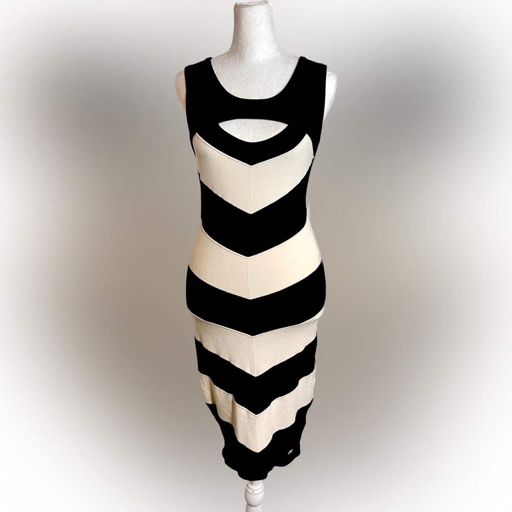 Guess Knit stretchy dress sz XS
